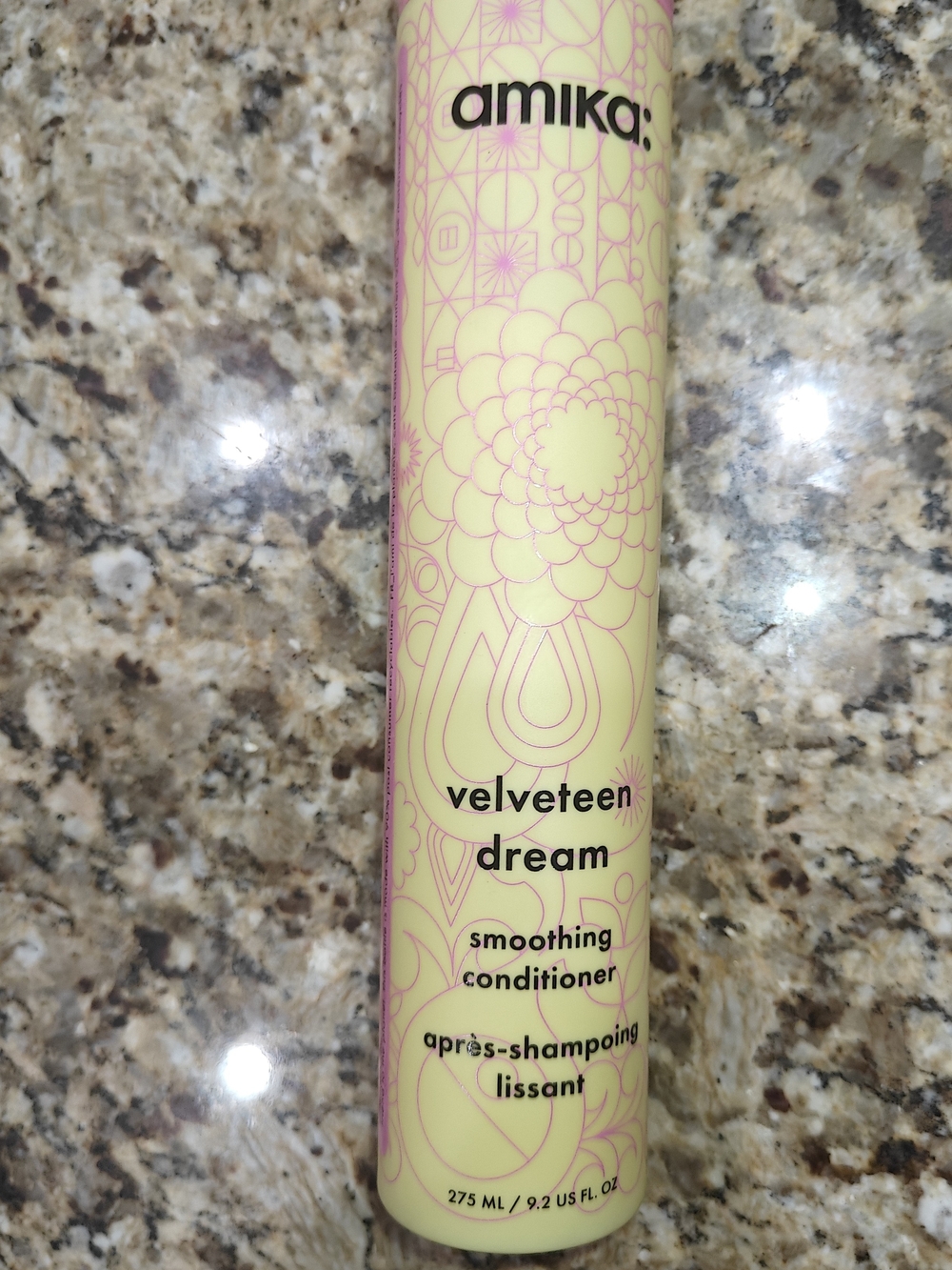 amika Velveteen Dream Smoothing Conditioner